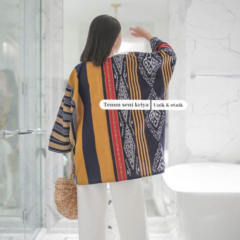 blus tenun kekinian || blus tenun blangket jepara terbaru || outerwear tenun || atasan tenun wanita