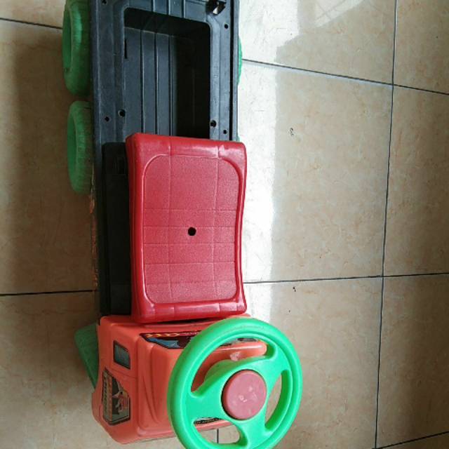 Mainan mobilan dorong bekas/second