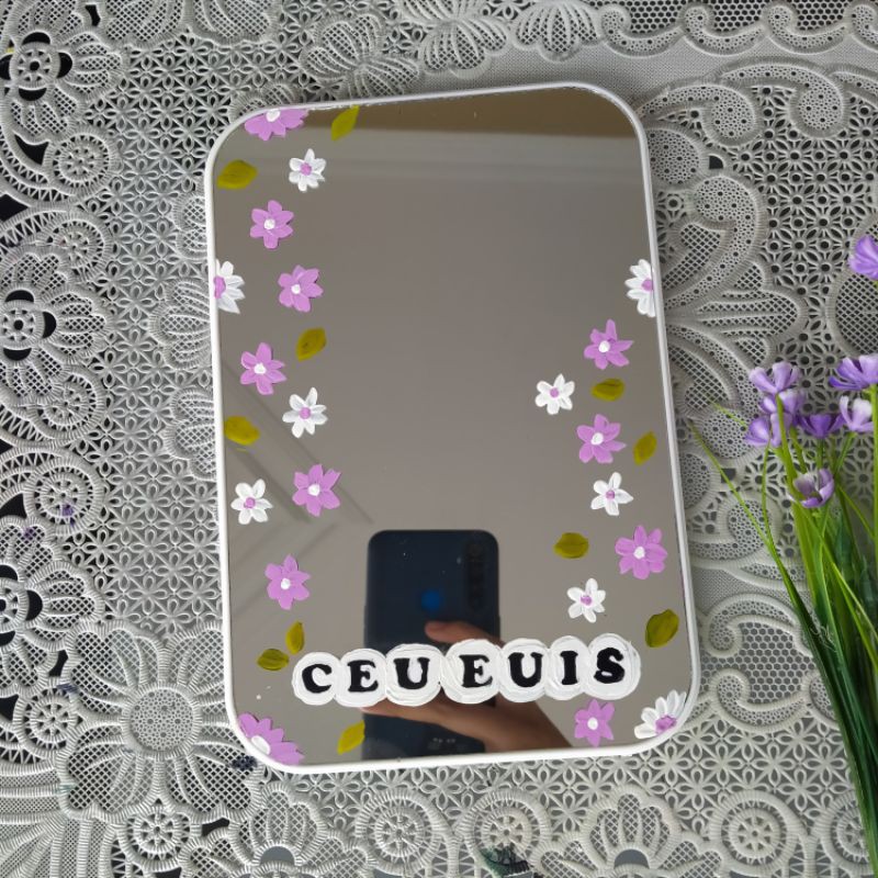 

HADIAH ULTAH HADIAH WISUDA mirror painting / cermin lukis costum nama