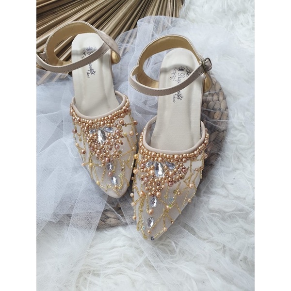 sepatu Rafaizoutfit wrna cream gold tali tinggi 7cm tahu