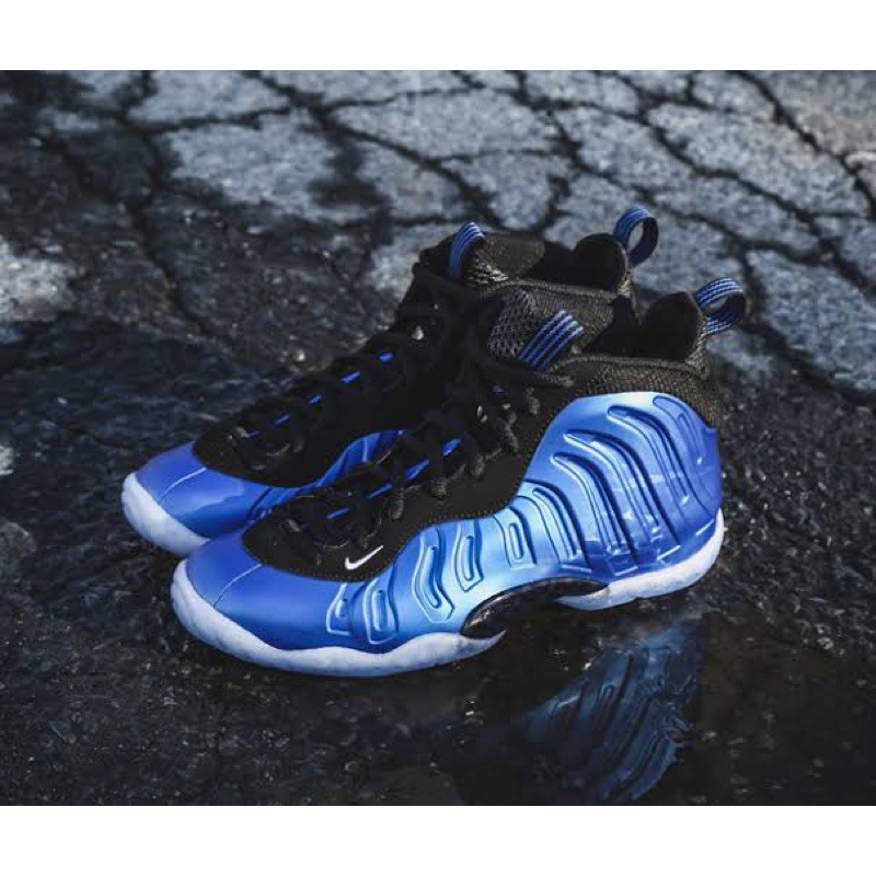 nike foamposite one blue