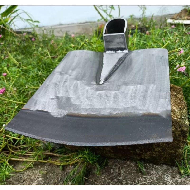 Cangkul tanah baja putih sudah sepuhan - pacul anti lengket