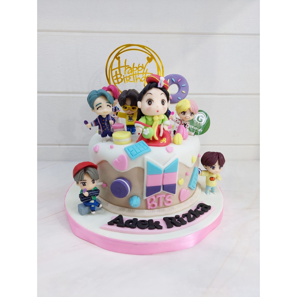 

BTS TINY TAN / KUE ULANG TAHUN UK 15CM