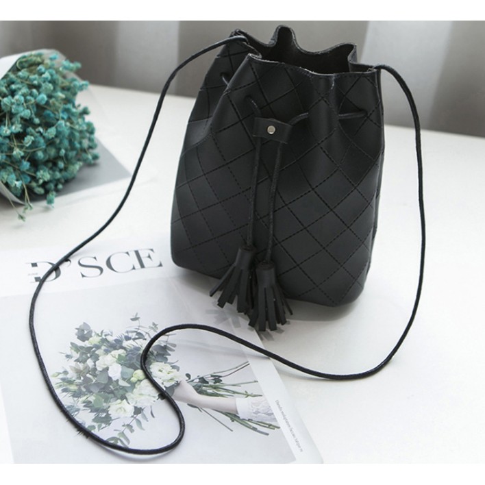 Tas Selempang Wanita WB 315 Bucket Bag Import Tas Selempang Model Serut