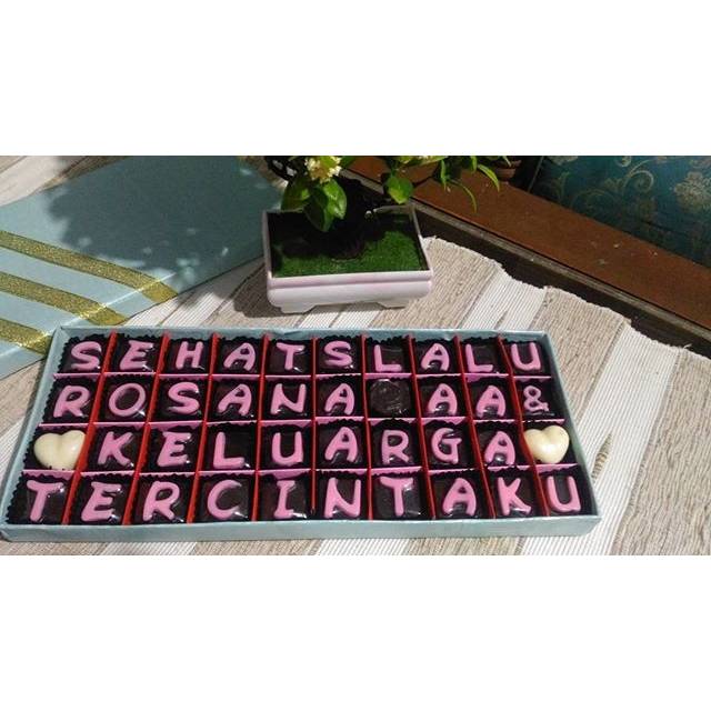 

Coklat parline_Buket coklat_Souvenir coklat