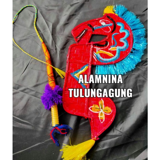 kuda lumping dan cambuk