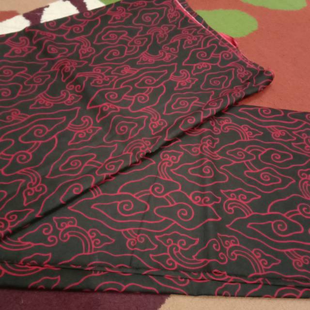 Kain batik katun mega mendung print
