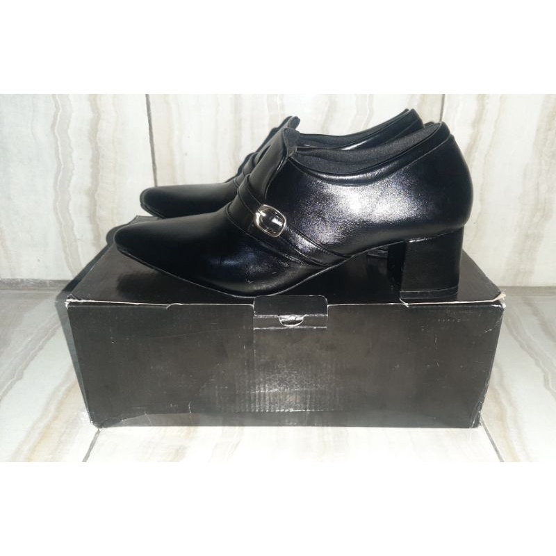 Preloved Sepatu Pantofel Wanita / Sepatu Kerja Wanita