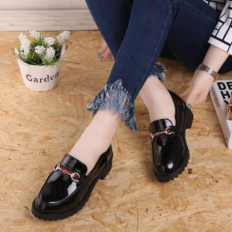 SEPATU WANITA NAYLA BLACK / DOCMART LOEFERS FMS 092