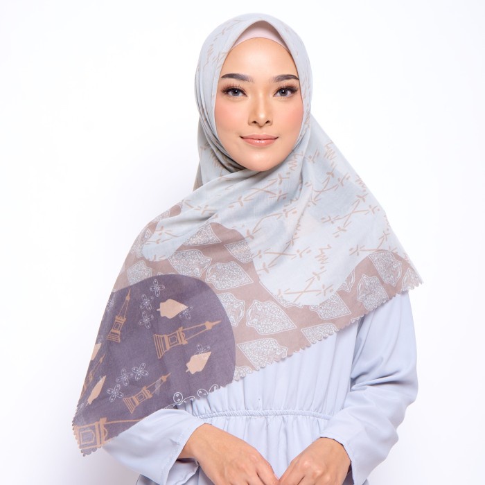 HIJAB-ZM Zaskia Mecca - Yogya Dusty Purple Scarf Kerudung Segi Empat