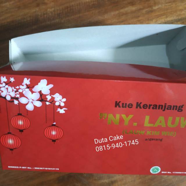 

Kotak kue keranjang ukuran 1kg