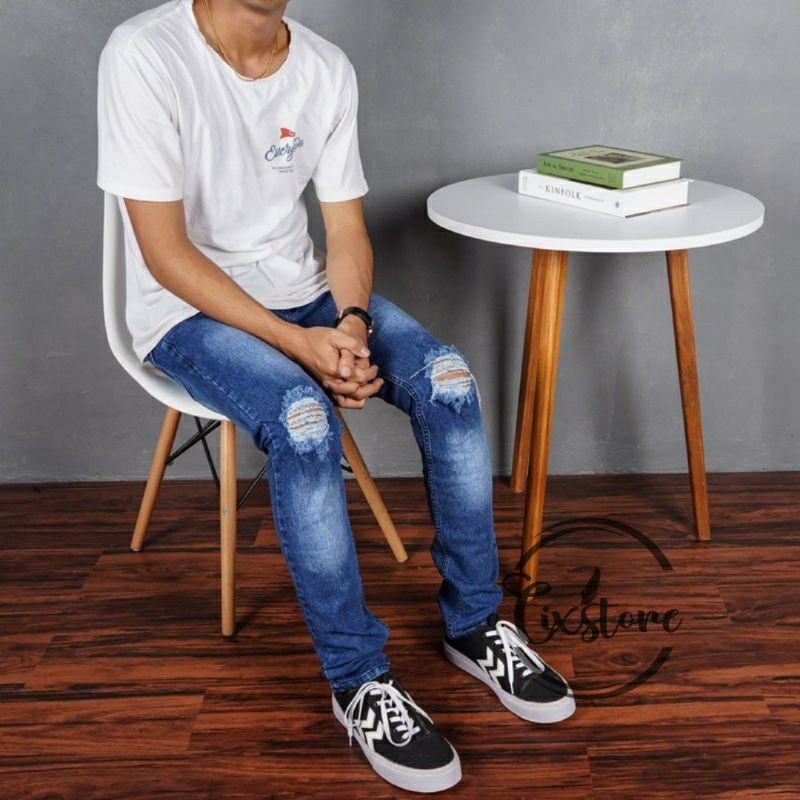 CELANA PANJANG PRIA SOBEK LUTUT SKINY JEANS SLIMFIT