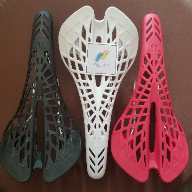 Vertu Sadel Hollow Spider Sadel Sepeda Lipat MTB Vertu Sadel Hollow Spider Sadel Sepeda Lipat MTB