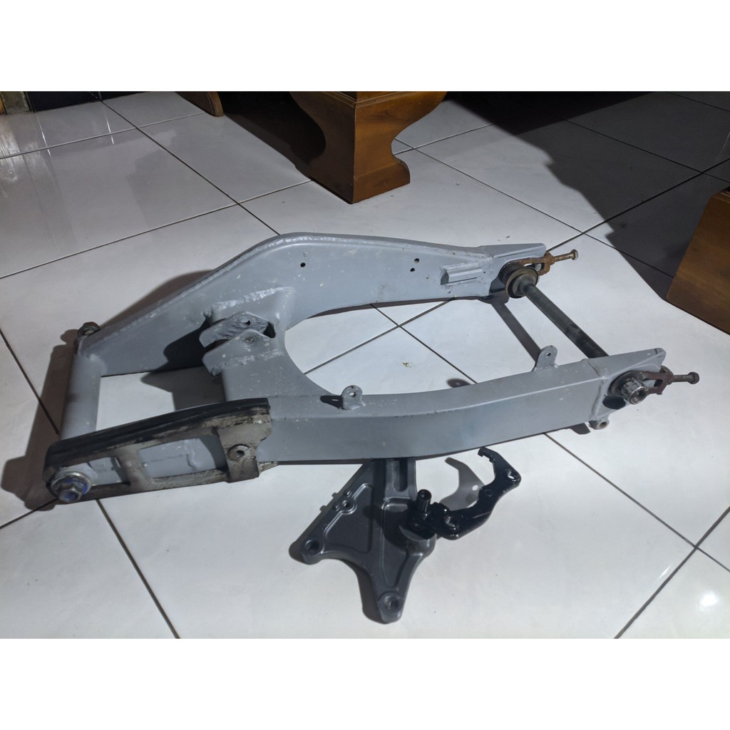 swing arm fxr150 dan bracket kaliper booked