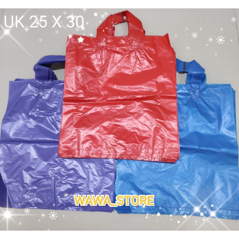 

SOFT HANDLE SHOPPING BAG 25X30 ISI 25 LEMBAR/PLASTIK HAJATAN/PLASTIK WAFER