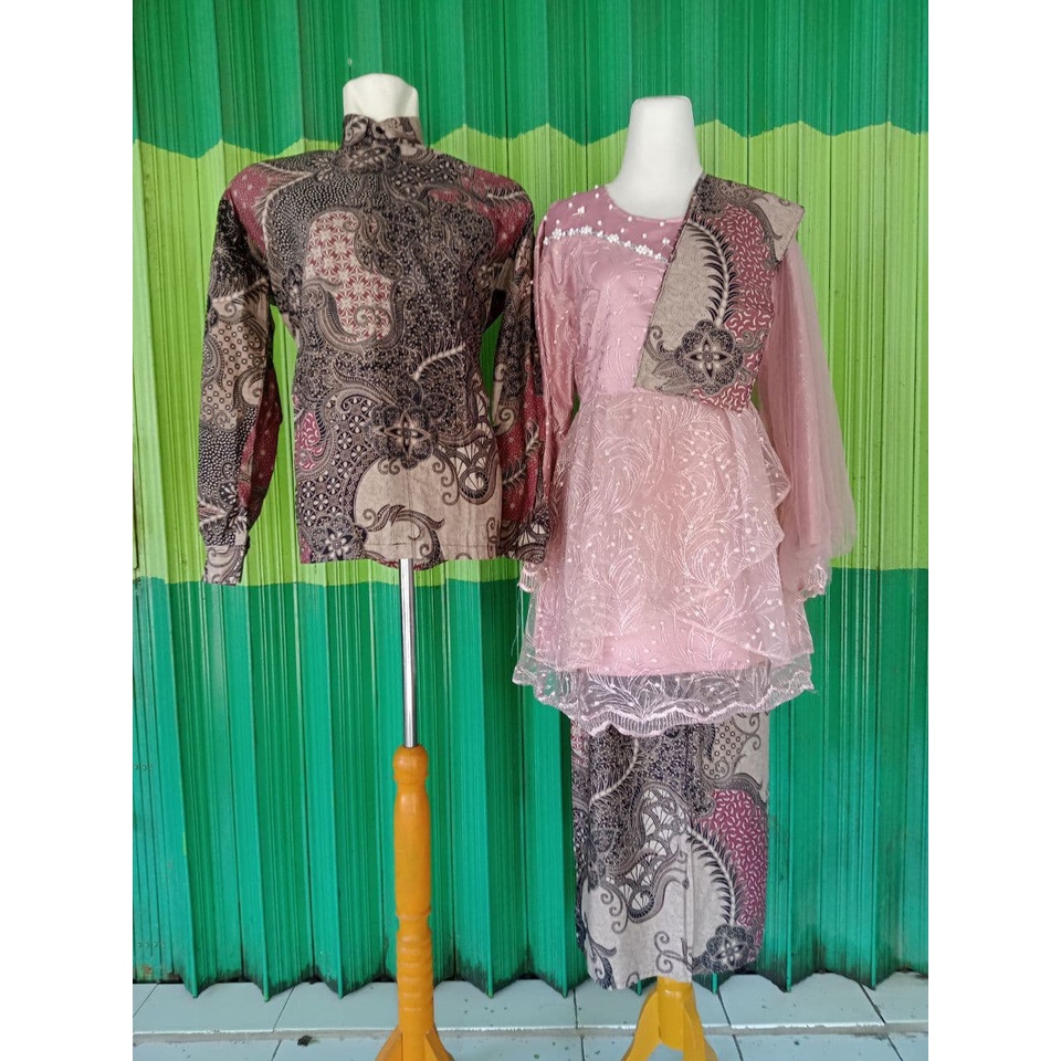 MEGAN SERIES COUPLE ( LYLAAC ) KEBAYA MODERN SET COUPLE KEBAYA BROKAT