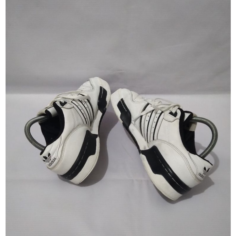 adidas rivalry low 39