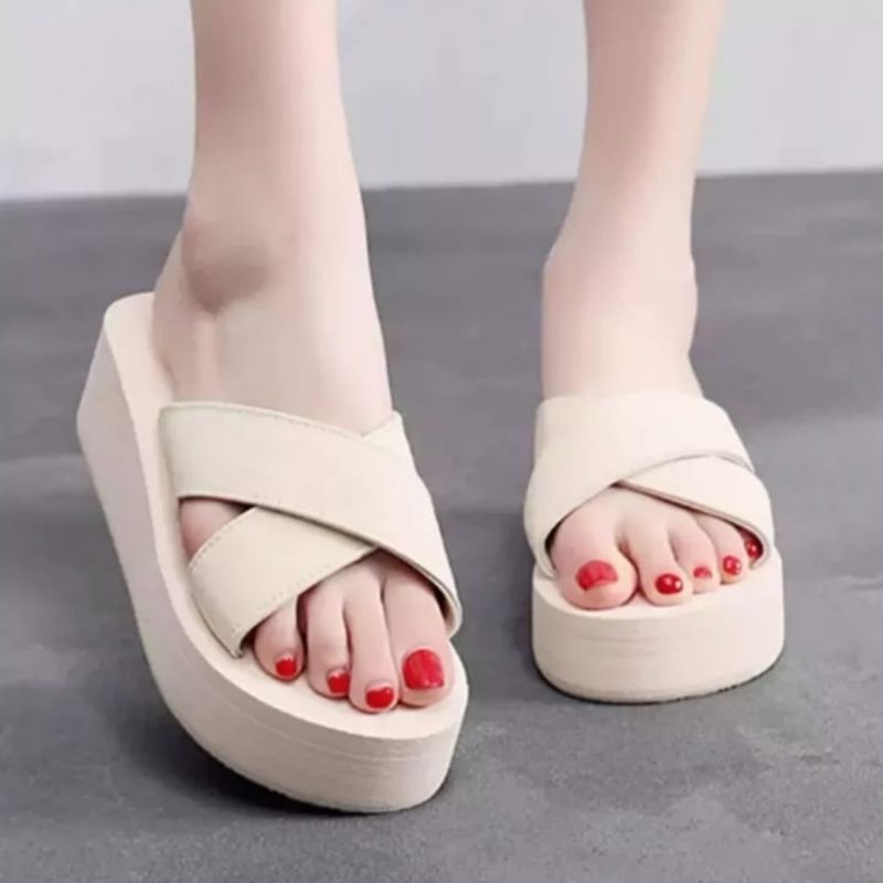 Terbaru Sandal Wedges Silang Polos