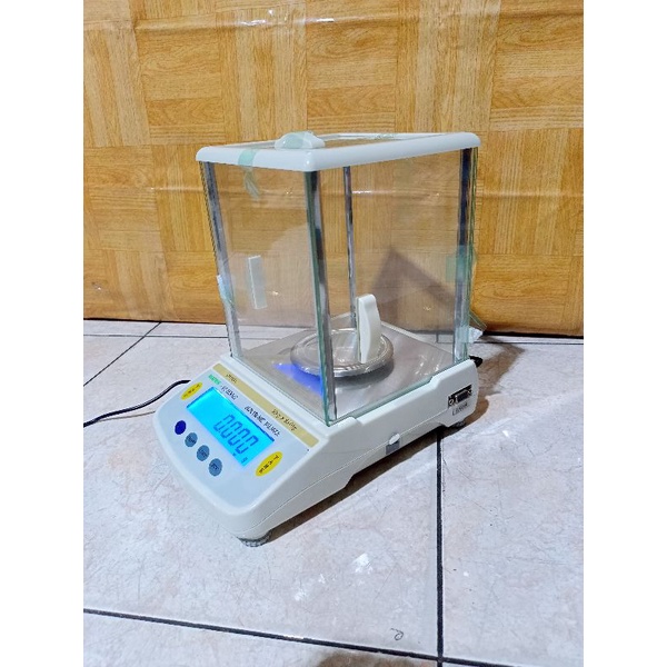 Timbangan Analitik Emas Laboratorium 200g x 0.001g Matrix