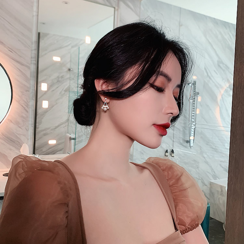 S925 Perak Jarum Korea Telinga Stud Mutiara Anting-Anting Pasang Tetes Temperamen Eardrop Joker Anting-Anting Fashion Permen Perhiasan