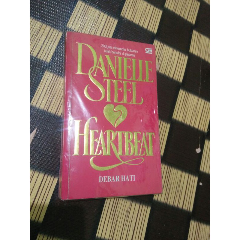 Novel Heartbeat ( debat hati )