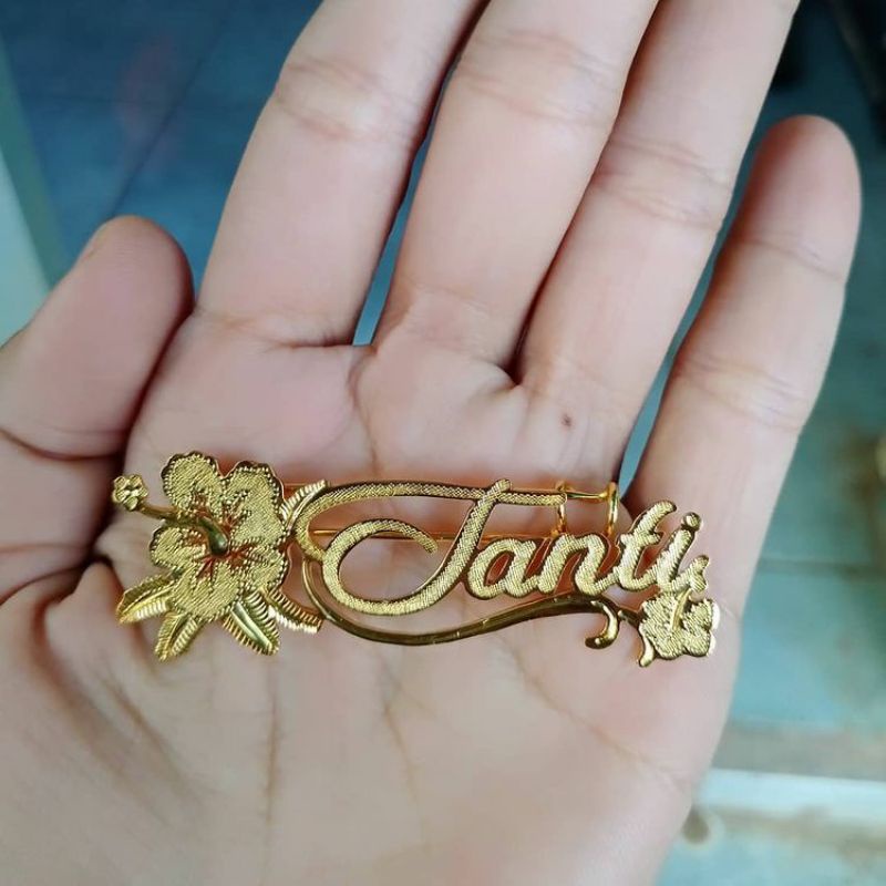 BROS NAMA DADA LAPIS EMAS VARIASI BUNGA / NAME TAG / PIN NAMA