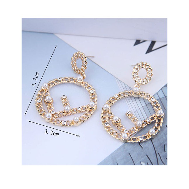 LRC Anting Tusuk Fashion Golden Earrings With Diamonds And Pearls A60086