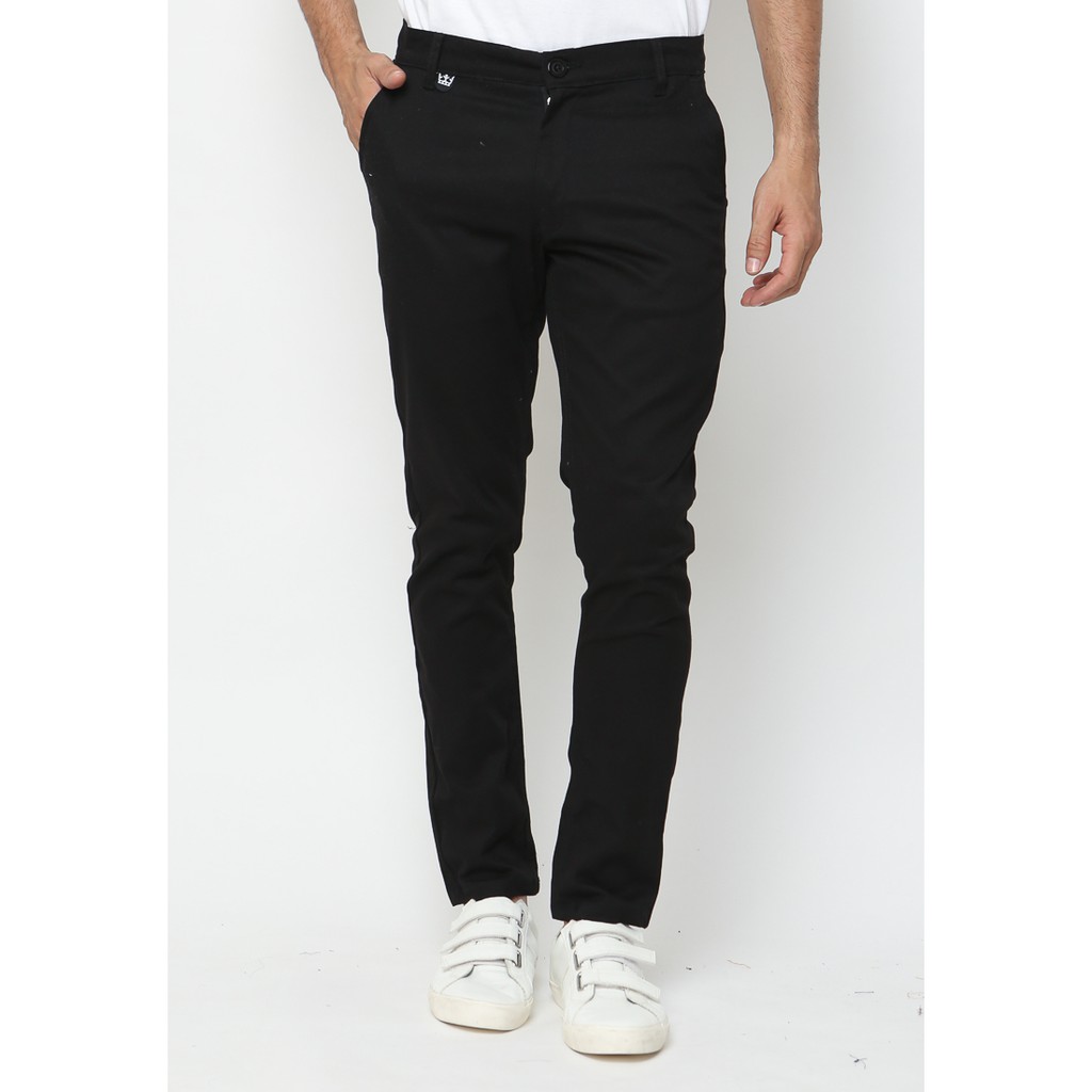 

17Seven Original Celana Panjang Chino Hitam