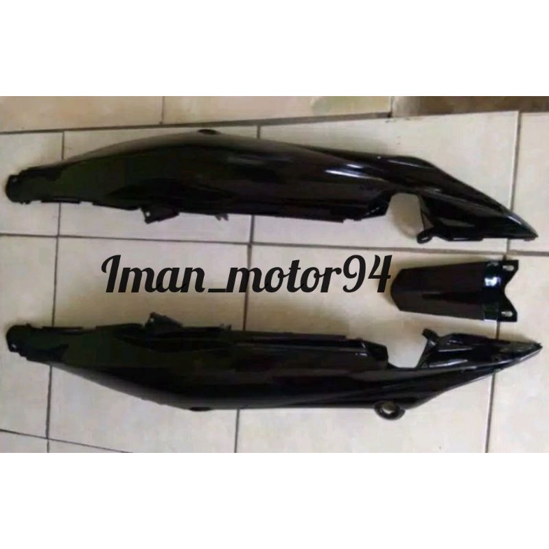 body belakang kanan kiri Jupiter z Burhan hitam polos