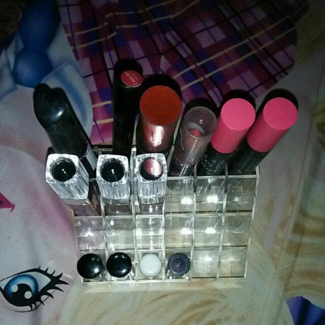 Acrylic Tempat Lipstik Ukuran Kotak 2cm, T24