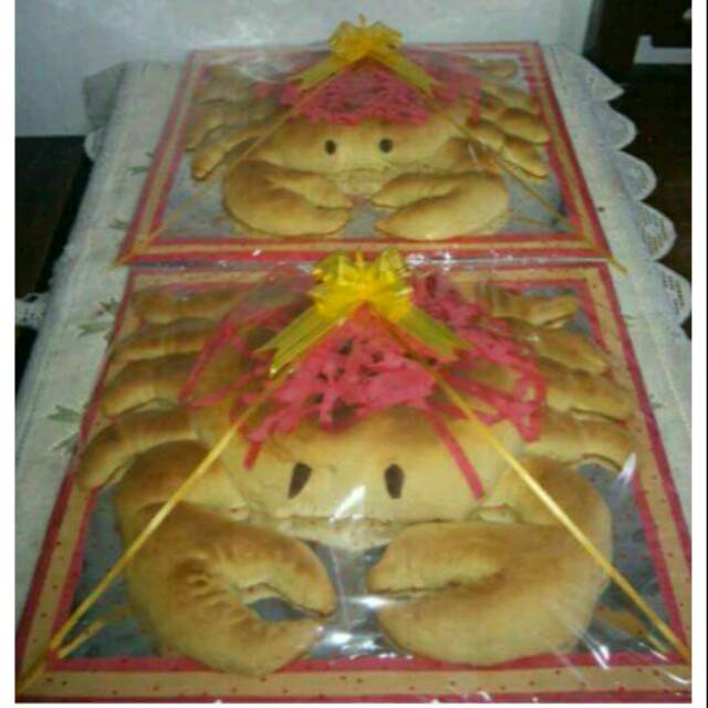

Roti berbentuk kepiting uk 50x50cm