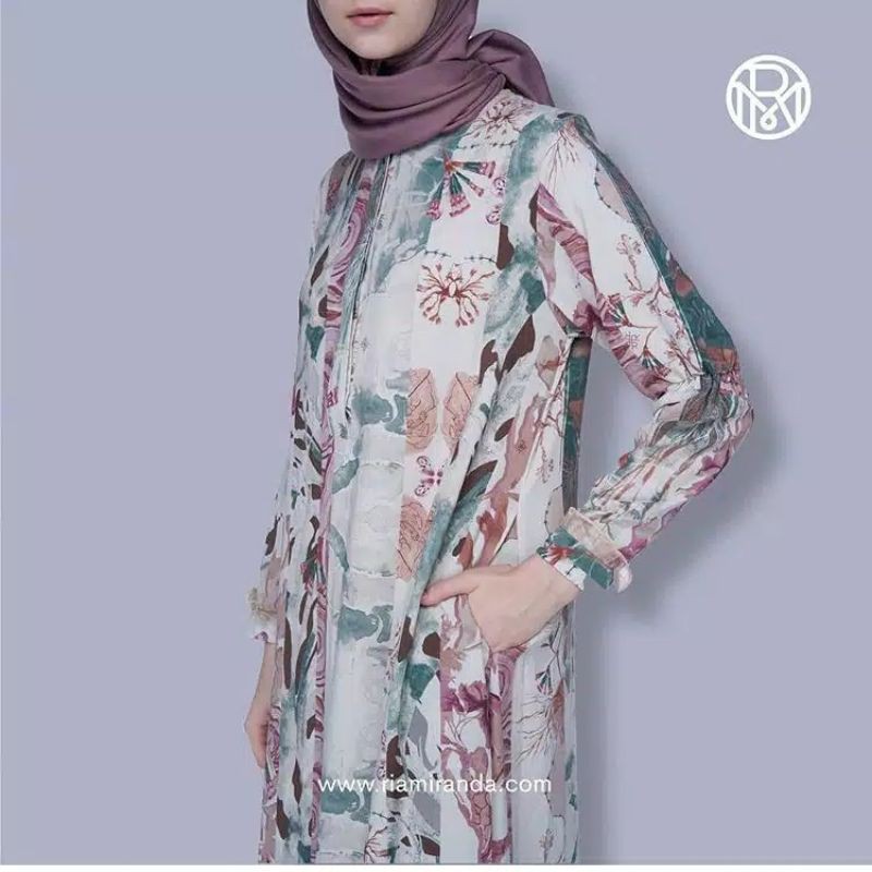 Ria Miranda Utopia --- Drima Dress