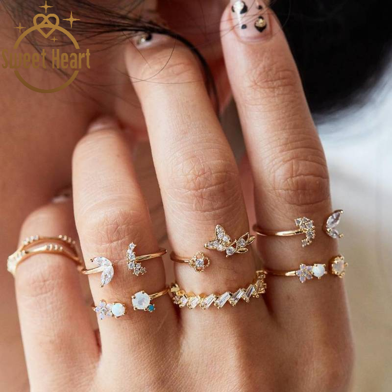 7pcs / Set Cincin Buku Jari Aneka Bentuk Warna Gold Gaya Vintage Bohemian Untuk Wanita