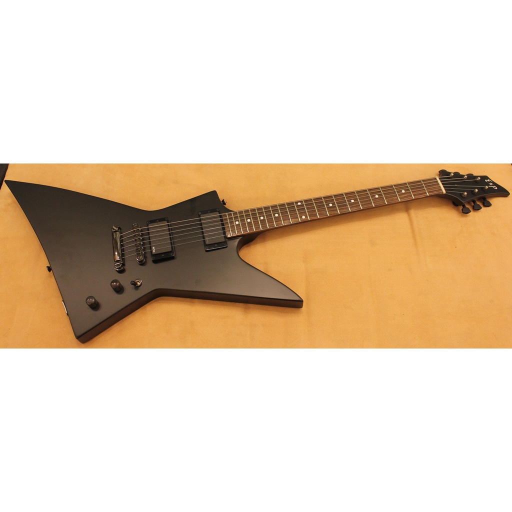 ESP FX-STD BKS sn SS1252401