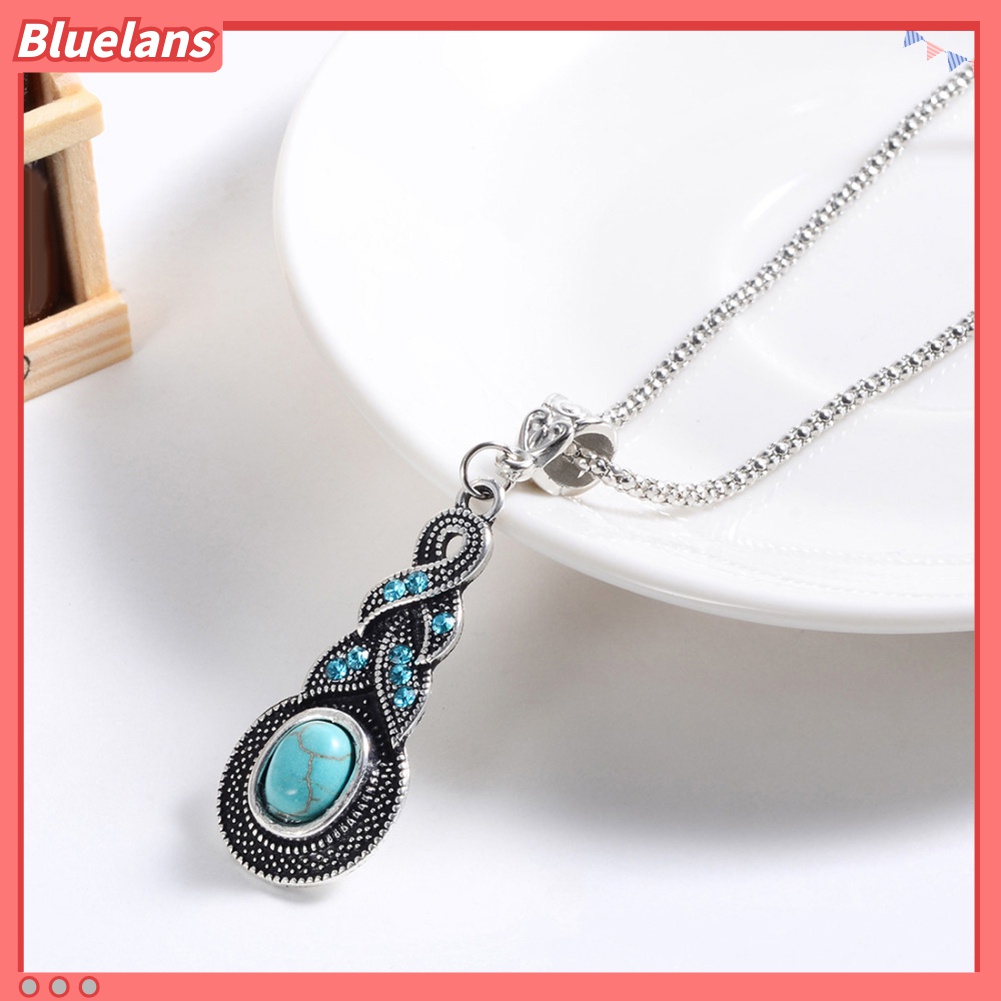 Set Perhiasan Kalung Anting Liontin Pirus Berlian Imitasi Gaya Retro Unik Untuk Wanita