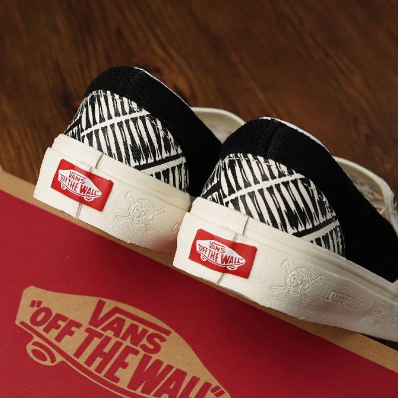 Vans Slip On Off Spring Marshmallow