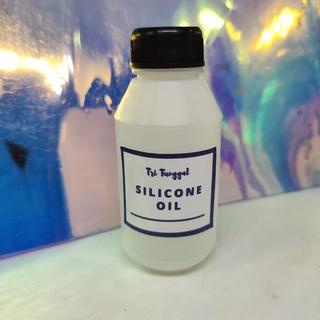 SILICONE OIL 50ml Botol Silikon Minyak Air Cairan Kemasan Produk Pengkilap Motor Mobil Kulit Skin Semir Finish Cairan Cair Liquid Permukaan Car Outside Dashboard Pelapis Penggilap Mengkilap Permukaan Peralatan Perlengkapan Home Stuff Tri Tunggal Malang