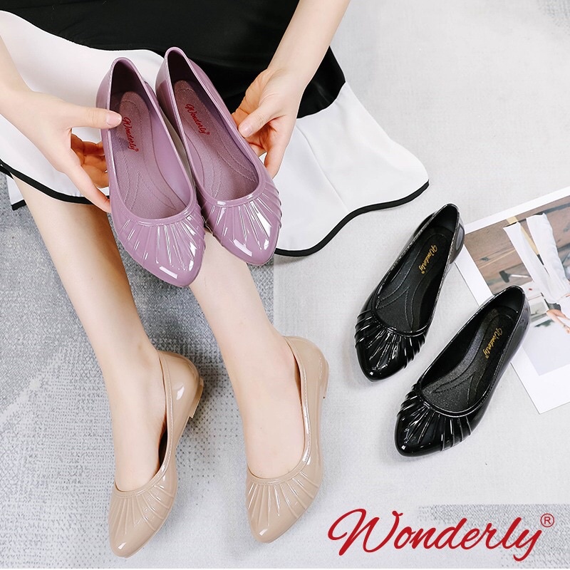 SEPATU WANITA WONDERLY L595