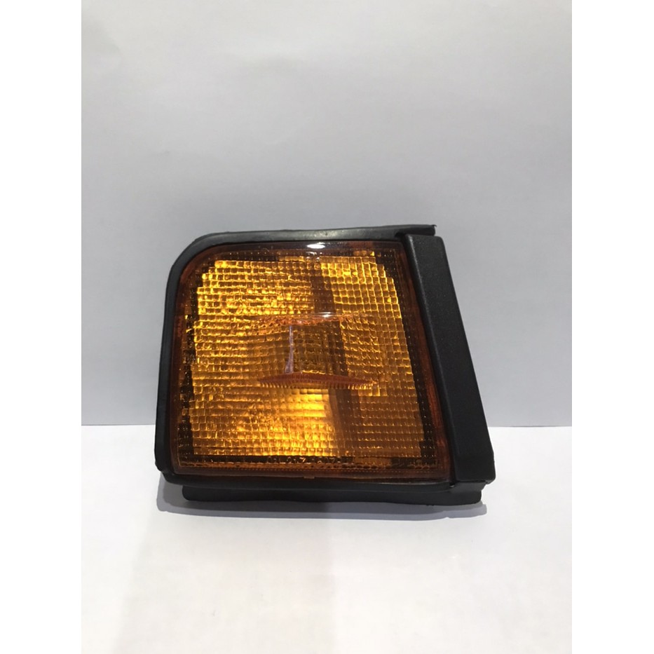 (100% BAGUS ) Corner Lampu Lampu Sein Depan  Accord Prestige 1986-1989 Elegan