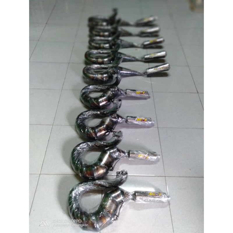 knalpot vespa racing kanan pendek las3racing