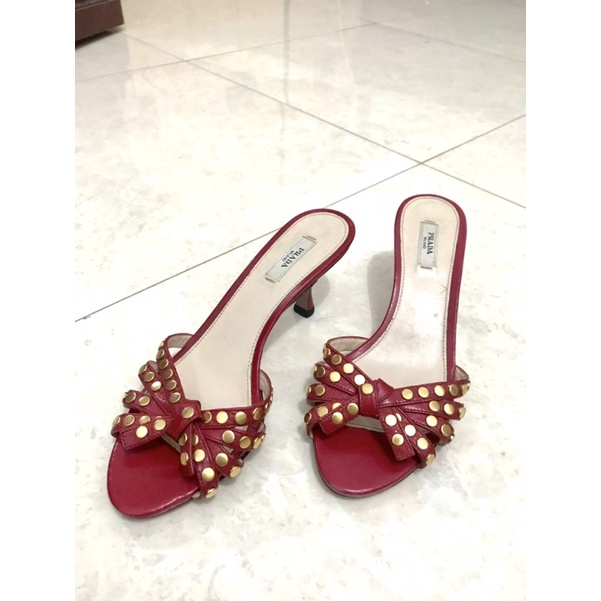 prada sandal heels size 35