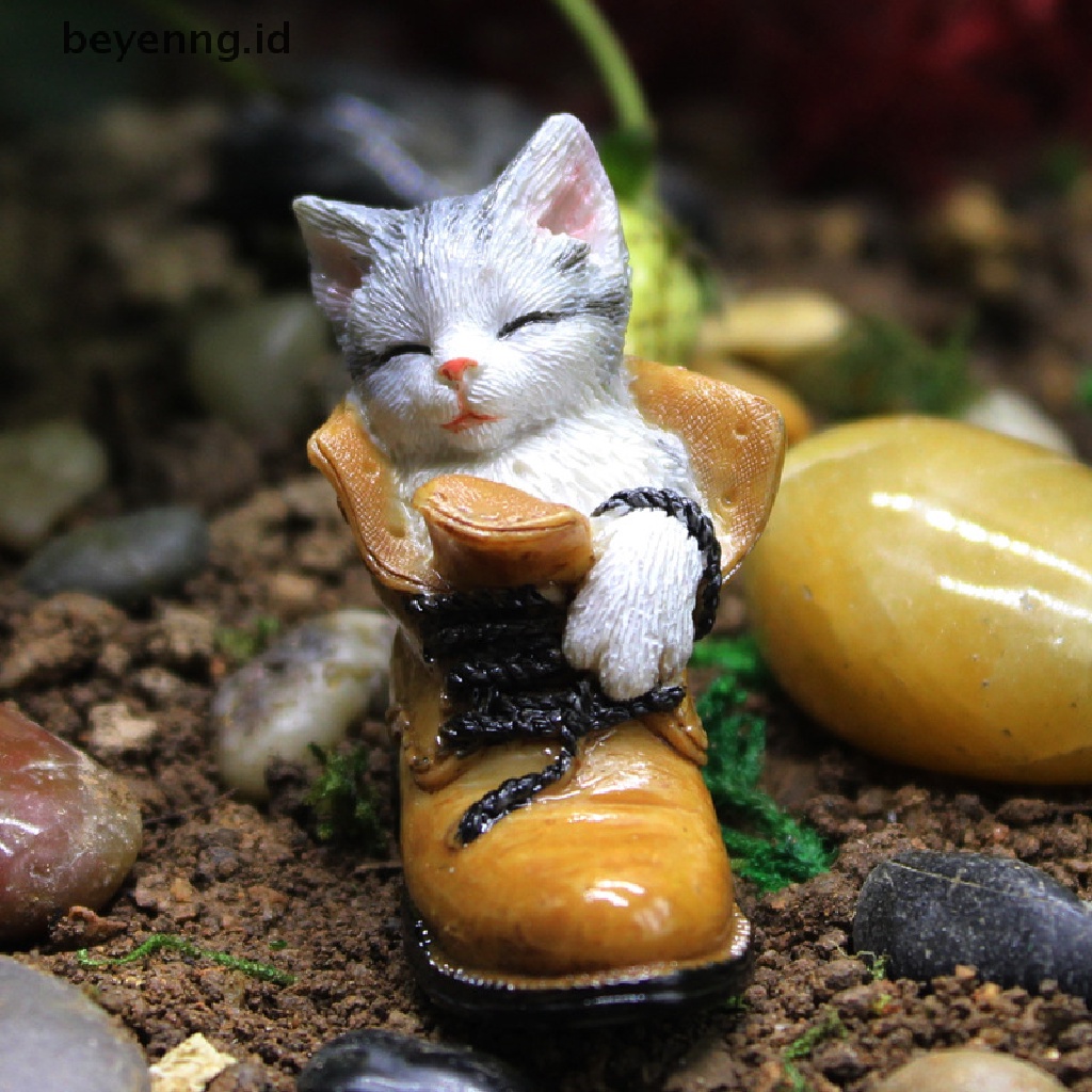 Miniatur Kucing Tidur Untuk Dekorasi Meja