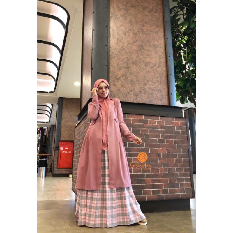 LYLA LONG BLAZER BY AURORAHIJAB.CO