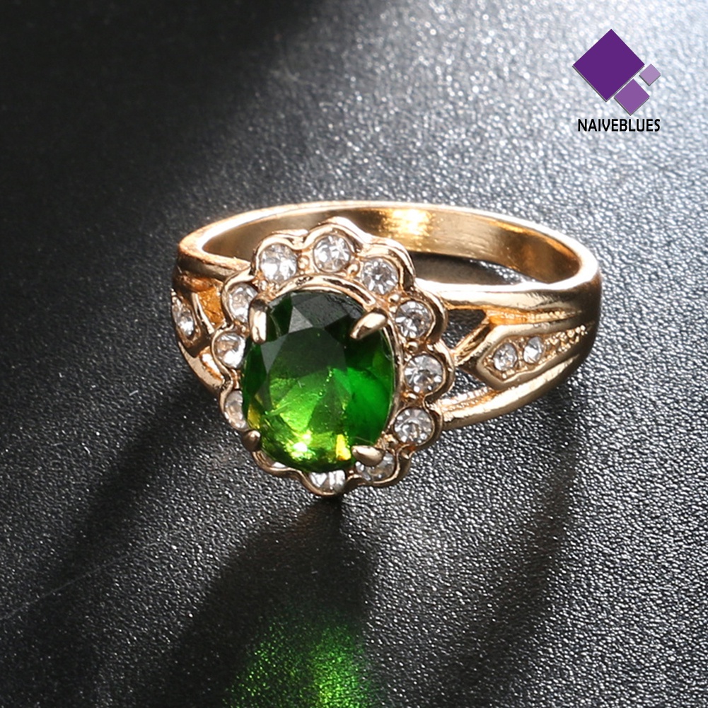 Naiveblue &gt; Cincin Vintage Aksen Emerald + Berlian Imitasi Untuk Perhiasan Wanita / Pesta / Club