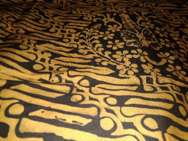 Sarung Batik Pekalongan Motif Wayang
