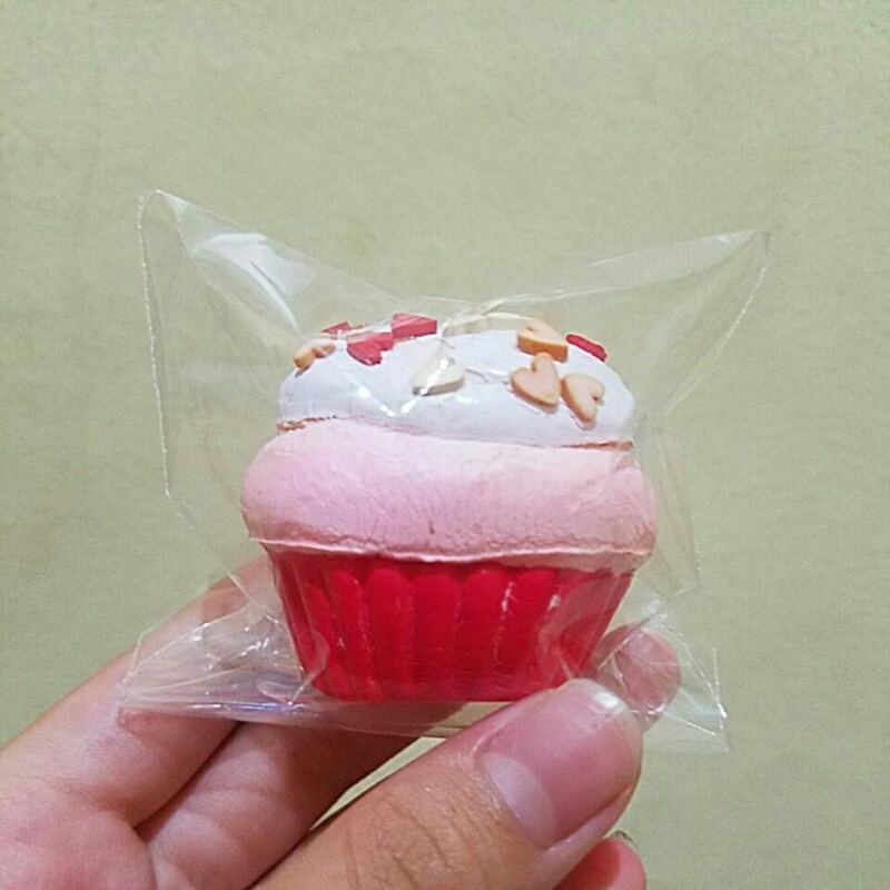squishy rement cupcake