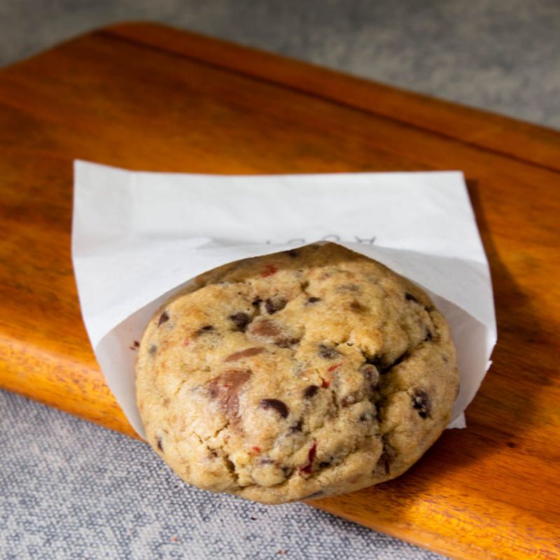 

Choco Chunk Original NY Cookies (Giant Cookies)