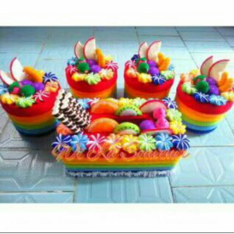 

toples hias pelangi buah