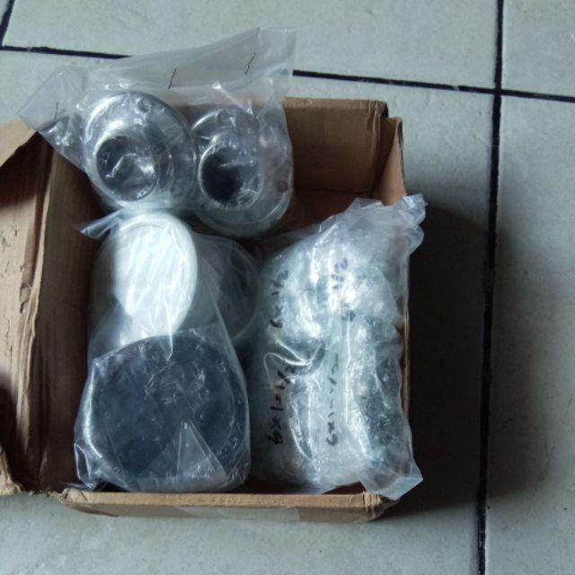 Bracket Plastik Chrome 1 / Kuping Gantungan Lemari Plastik Chrome Silver