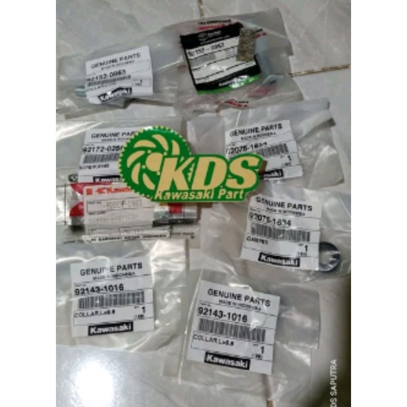 paket colar & baut sayap luar kanan kiri  motor Kawasaki Blitz r Joy